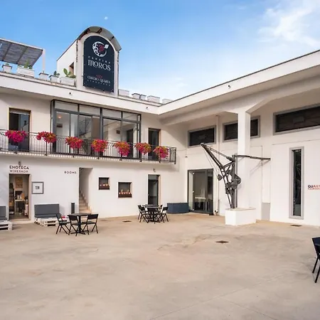 فندق مبيت وإفطار Cantina Moros & Bottle Guagnano